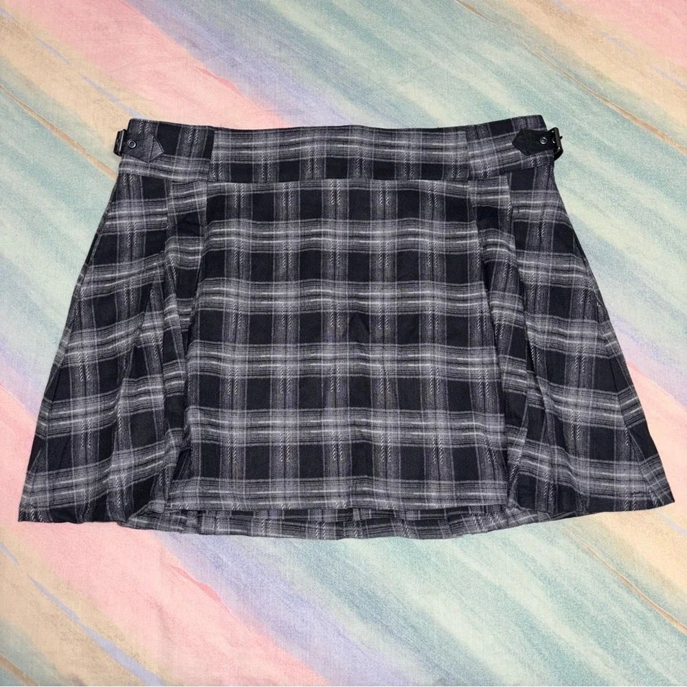 Disturbia rowenna Check Buckled Mini Skirt size 14